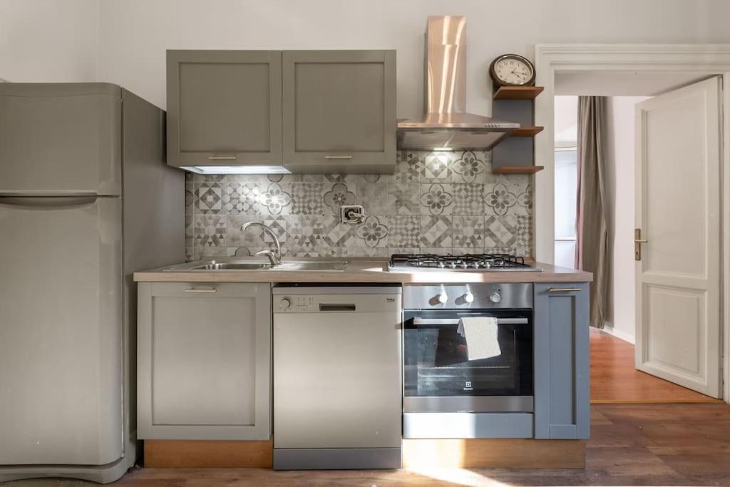 Lägenhet Big Flat In The Heart Of Trastevere 4 Bedrooms 3 Bath Rom