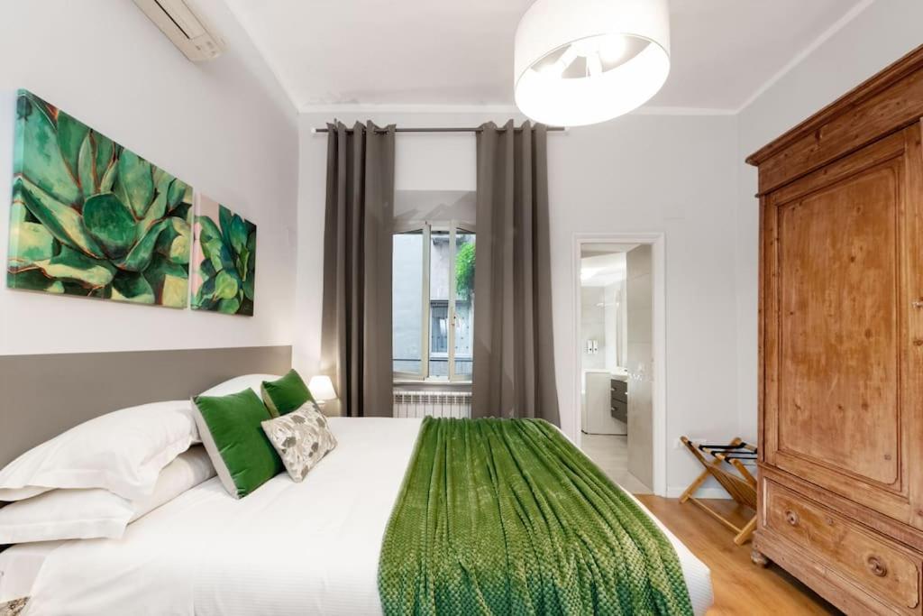 Big Flat In The Heart Of Trastevere 4 Bedrooms 3 Bath Lägenhet *